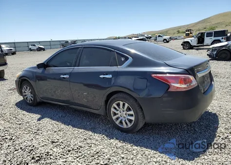 2015 Nissan Altima 2.5 из США, поврежденный, VIN 1N4AL3AP1FN872973